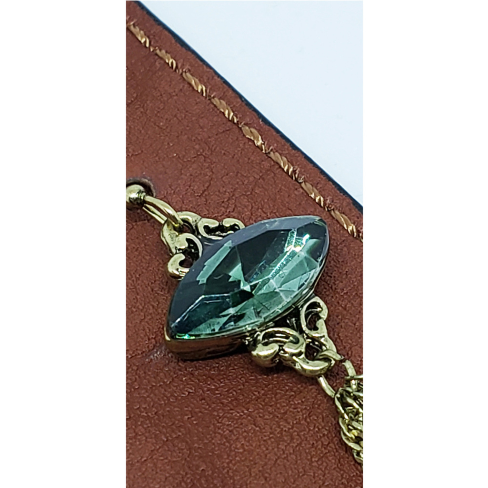 Simply Noelle Gold Tone Green Emerald Earrings NWT🤩 - Picture 5 of 10